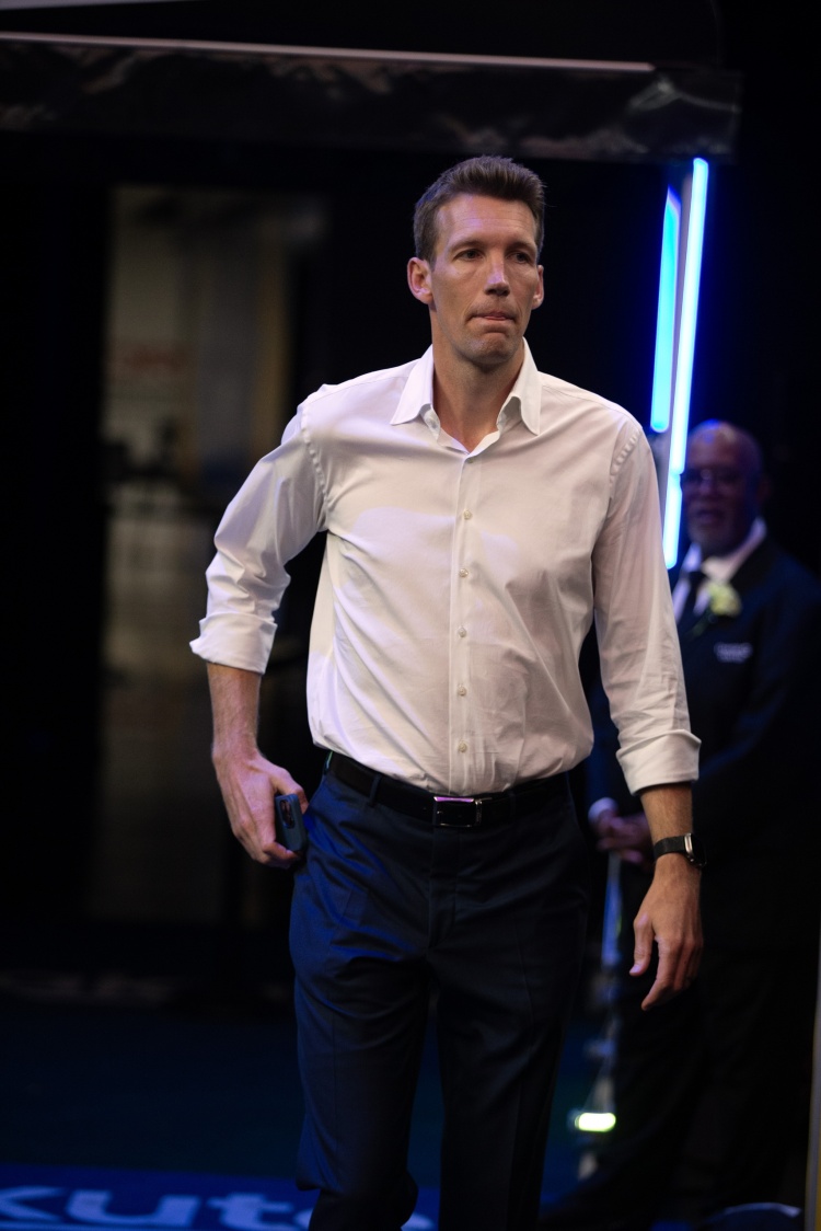 不補強中鋒?鄧利維:我們很小心 不想引進無法適應球隊的大個子